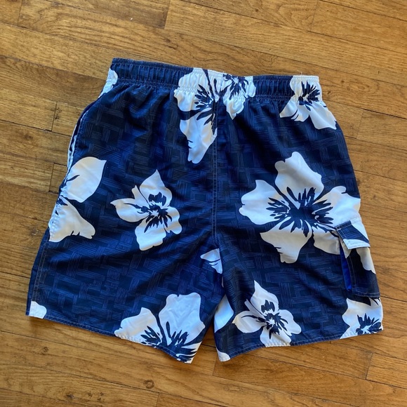 Mens Sonoma Blue and White Floral Swim Trunks - Large Swimsuit Board Shorts - Picture 3 of 6
